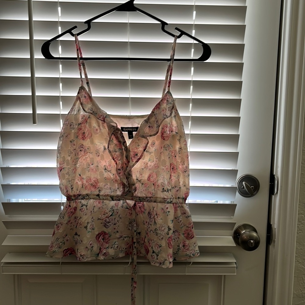 Express tank with tie